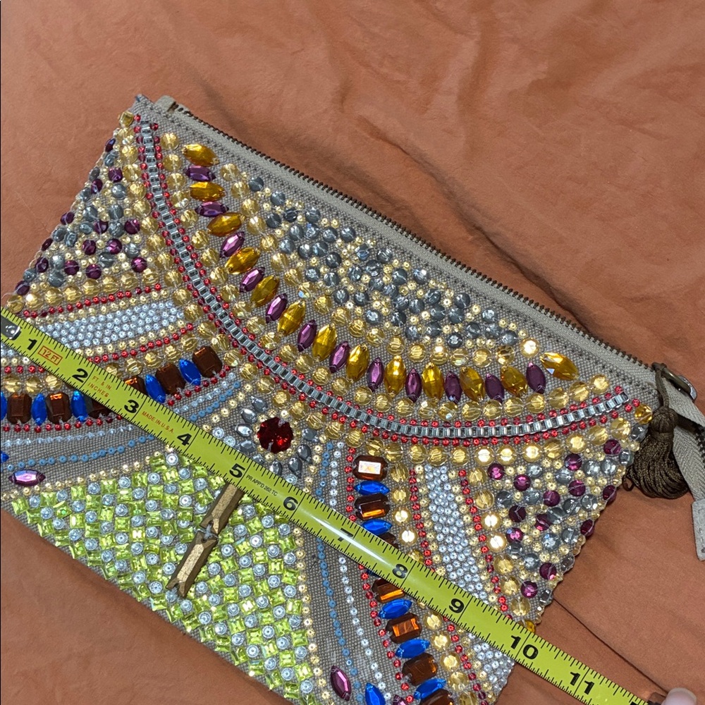 NWOT Beaded Multicolor Embellished Clutch with Tassel Zip - Picture 7 of 9